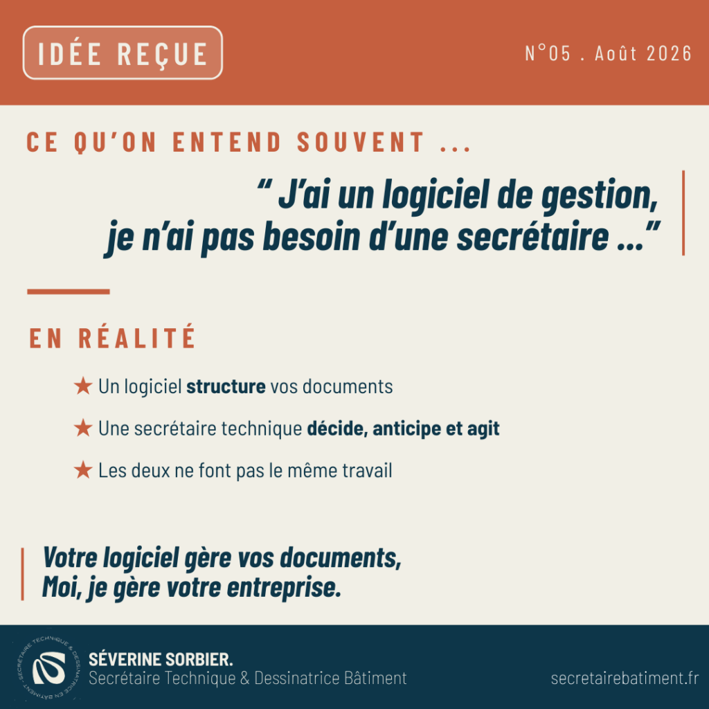 Séverine Sorbier, secrétaire technique bâtiment en Gironde, à son bureau avec un dossier de chantier
